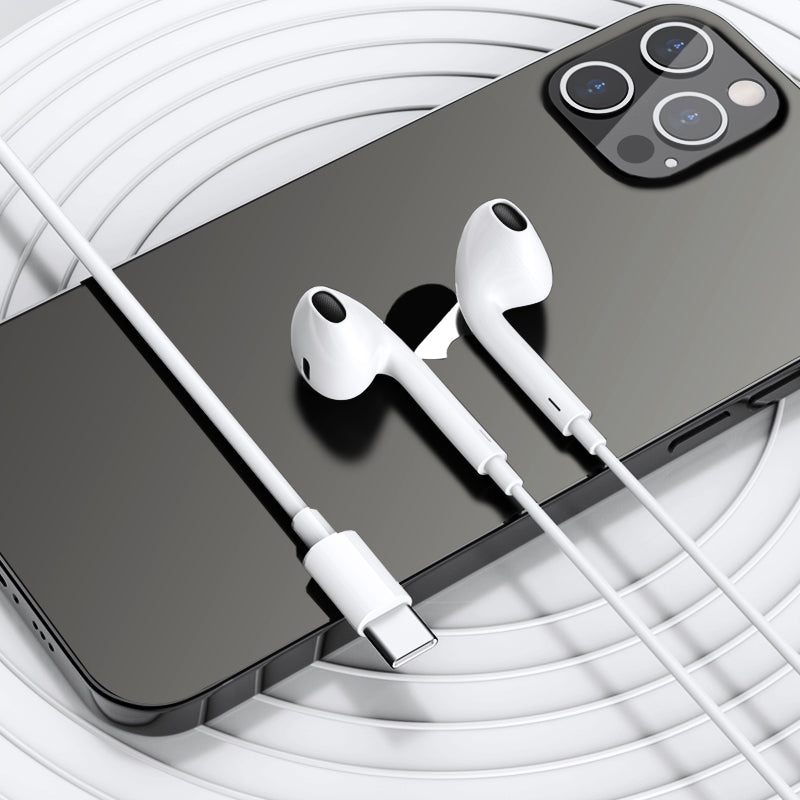 Wired Earphones For iPhone / Samsung With Lightning Type C Connector Plug
